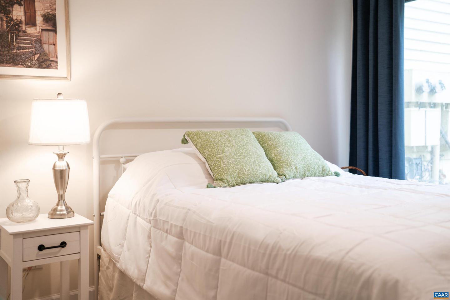 1236 CHATHAM RDG, CHARLOTTESVILLE, Virginia 22901, 2 Bedrooms Bedrooms, ,1 BathroomBathrooms,Residential,For sale,1236 CHATHAM RDG,669627 MLS # 669627