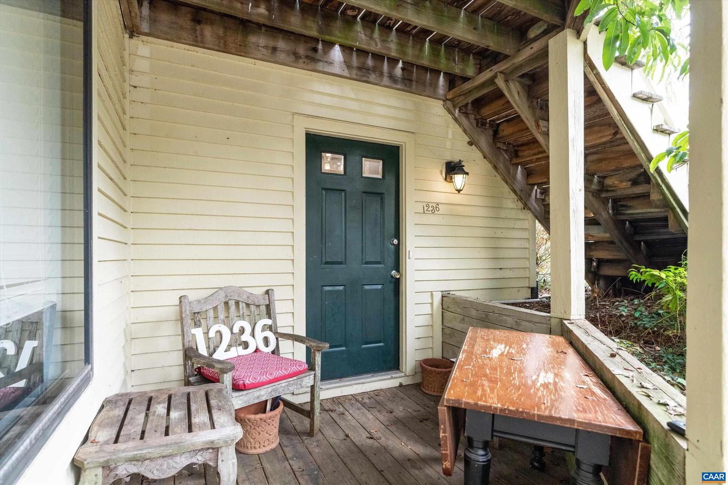 1236 CHATHAM RDG, CHARLOTTESVILLE, Virginia 22901, 2 Bedrooms Bedrooms, ,1 BathroomBathrooms,Residential,For sale,1236 CHATHAM RDG,669627 MLS # 669627