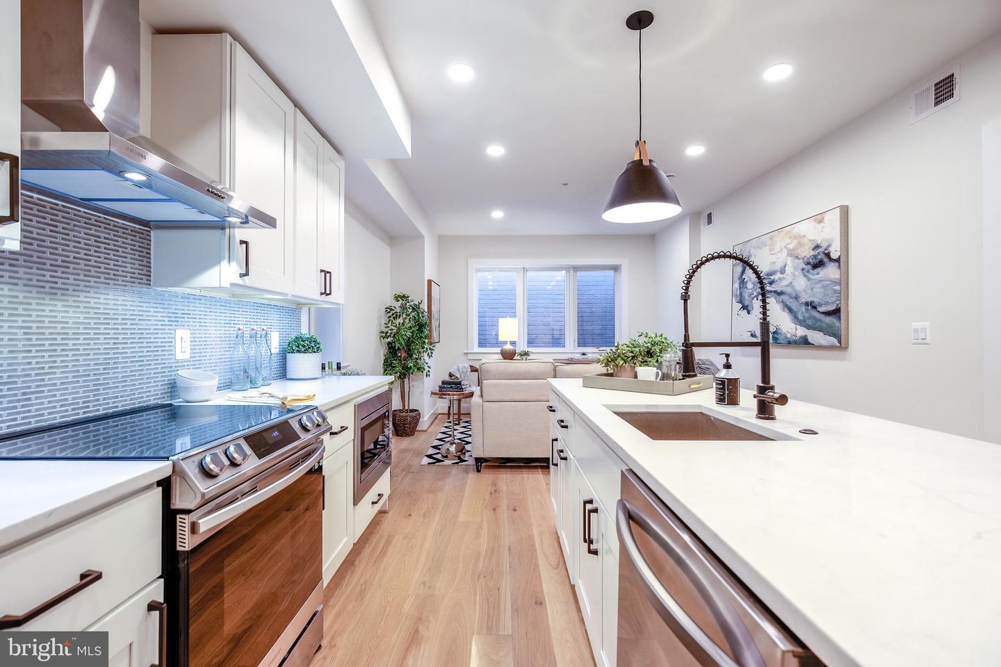 1009 RHODE ISLAND AVE NE #1, WASHINGTON, District Of Columbia 20018, 2 Bedrooms Bedrooms, 5 Rooms Rooms,2 BathroomsBathrooms,Residential,For sale,1009 RHODE ISLAND AVE NE #1,DCDC2226332 MLS # DCDC2226332 1009 RHODE ISLAND AVE NE #1, WASHINGTON, District Of Columbia 20018, 2 Bedrooms Bedrooms, 5 Rooms Rooms,2 BathroomsBathrooms,Residential,For sale,1009 RHODE ISLAND AVE NE #1,DCDC2226332 MLS # DCDC2226332