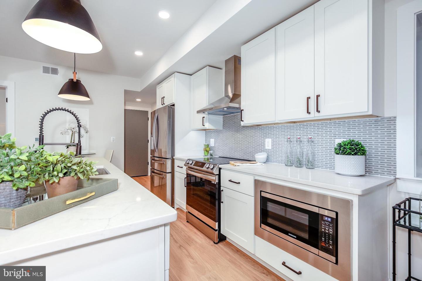 1009 RHODE ISLAND AVE NE #1, WASHINGTON, District Of Columbia 20018, 2 Bedrooms Bedrooms, 5 Rooms Rooms,2 BathroomsBathrooms,Residential,For sale,1009 RHODE ISLAND AVE NE #1,DCDC2226332 MLS # DCDC2226332 1009 RHODE ISLAND AVE NE #1, WASHINGTON, District Of Columbia 20018, 2 Bedrooms Bedrooms, 5 Rooms Rooms,2 BathroomsBathrooms,Residential,For sale,1009 RHODE ISLAND AVE NE #1,DCDC2226332 MLS # DCDC2226332