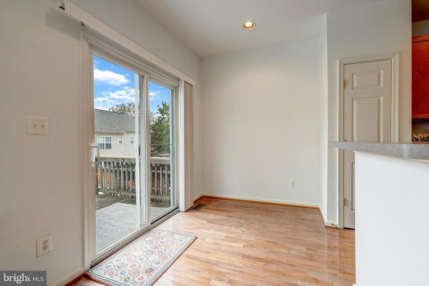 44248 SUSCON SQ, ASHBURN, Virginia 20147, 3 Bedrooms Bedrooms, ,2 BathroomsBathrooms,Residential,For sale,44248 SUSCON SQ,VALO2108802 MLS # VALO2108802