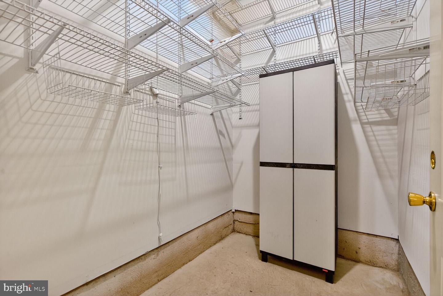 4300-O CANNON RIDGE CT #14, FAIRFAX, Virginia 22033, 2 Bedrooms Bedrooms, ,2 BathroomsBathrooms,Residential,For sale,4300-O CANNON RIDGE CT #14,VAFX2274134 MLS # VAFX2274134 4300-O CANNON RIDGE CT #14, FAIRFAX, Virginia 22033, 2 Bedrooms Bedrooms, ,2 BathroomsBathrooms,Residential,For sale,4300-O CANNON RIDGE CT #14,VAFX2274134 MLS # VAFX2274134