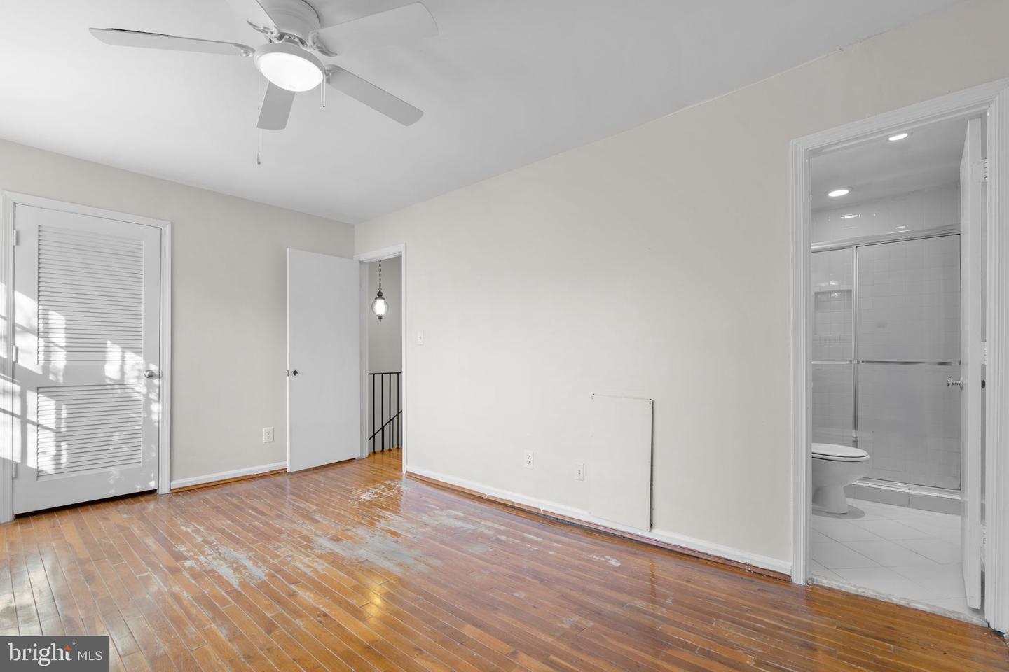 5927 BAYSHIRE RD #115, SPRINGFIELD, Virginia 22152, 3 Bedrooms Bedrooms, ,2 BathroomsBathrooms,Residential,For sale,5927 BAYSHIRE RD #115,VAFX2275204 MLS # VAFX2275204