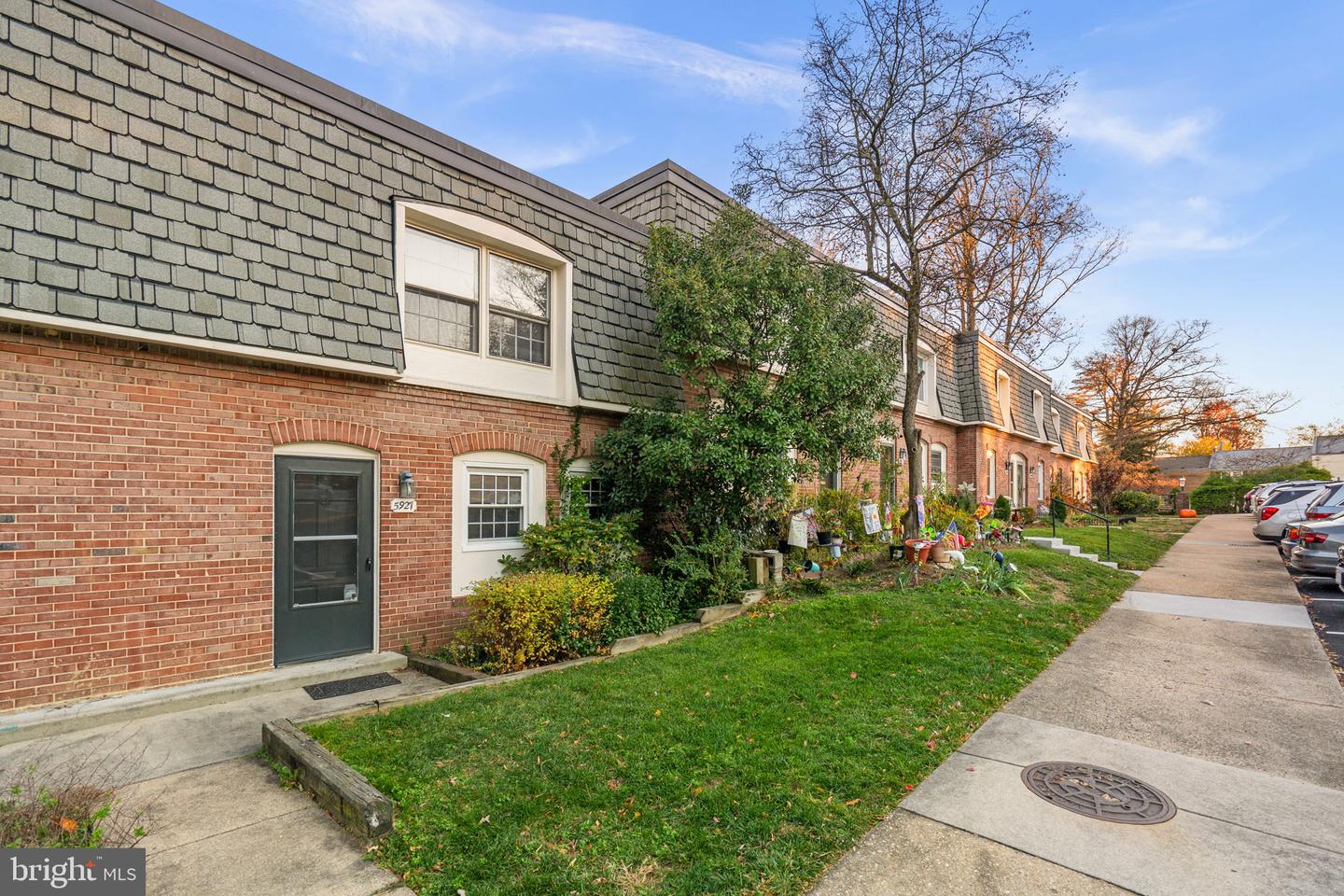 5927 BAYSHIRE RD #115, SPRINGFIELD, Virginia 22152, 3 Bedrooms Bedrooms, ,2 BathroomsBathrooms,Residential,For sale,5927 BAYSHIRE RD #115,VAFX2275204 MLS # VAFX2275204