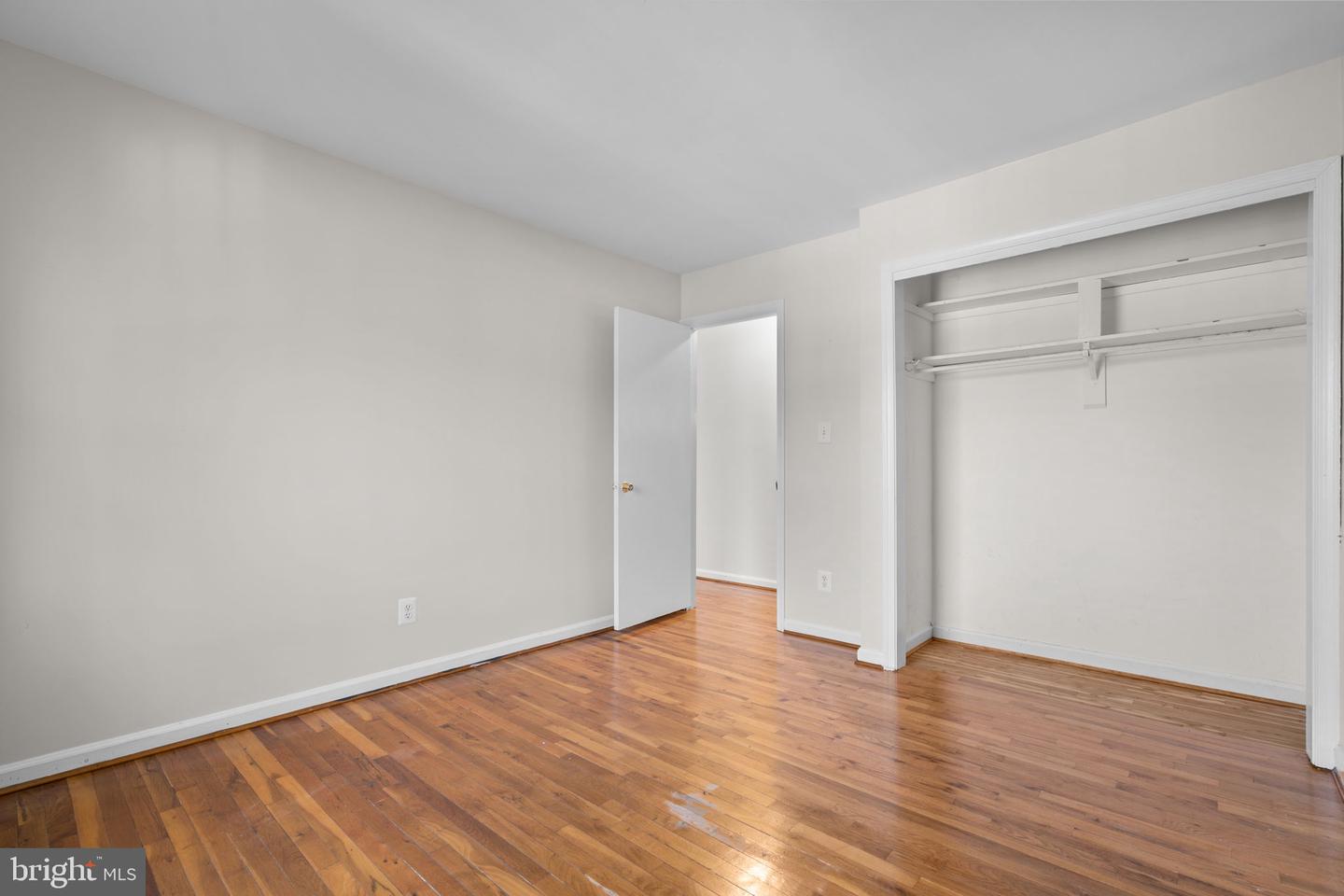 5927 BAYSHIRE RD #115, SPRINGFIELD, Virginia 22152, 3 Bedrooms Bedrooms, ,2 BathroomsBathrooms,Residential,For sale,5927 BAYSHIRE RD #115,VAFX2275204 MLS # VAFX2275204