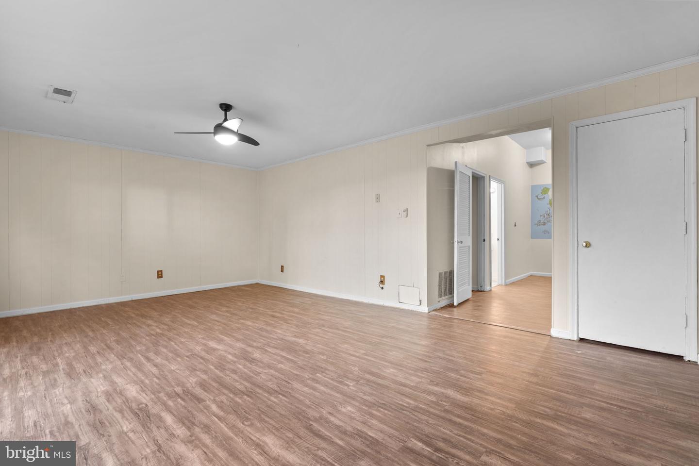 5927 BAYSHIRE RD #115, SPRINGFIELD, Virginia 22152, 3 Bedrooms Bedrooms, ,2 BathroomsBathrooms,Residential,For sale,5927 BAYSHIRE RD #115,VAFX2275204 MLS # VAFX2275204