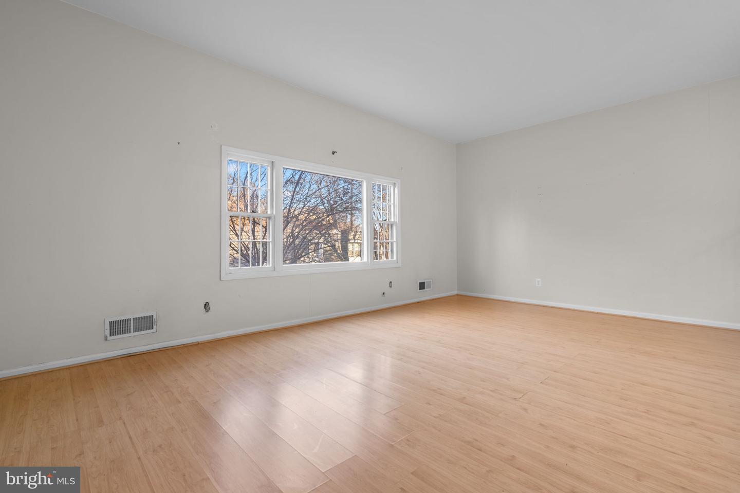 5927 BAYSHIRE RD #115, SPRINGFIELD, Virginia 22152, 3 Bedrooms Bedrooms, ,2 BathroomsBathrooms,Residential,For sale,5927 BAYSHIRE RD #115,VAFX2275204 MLS # VAFX2275204