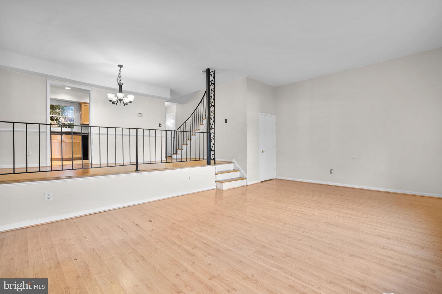 5927 BAYSHIRE RD #115, SPRINGFIELD, Virginia 22152, 3 Bedrooms Bedrooms, ,2 BathroomsBathrooms,Residential,For sale,5927 BAYSHIRE RD #115,VAFX2275204 MLS # VAFX2275204