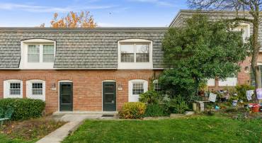 5927 BAYSHIRE RD #115, SPRINGFIELD, Virginia 22152, 3 Bedrooms Bedrooms, ,2 BathroomsBathrooms,Residential,For sale,5927 BAYSHIRE RD #115,VAFX2275204 MLS # VAFX2275204