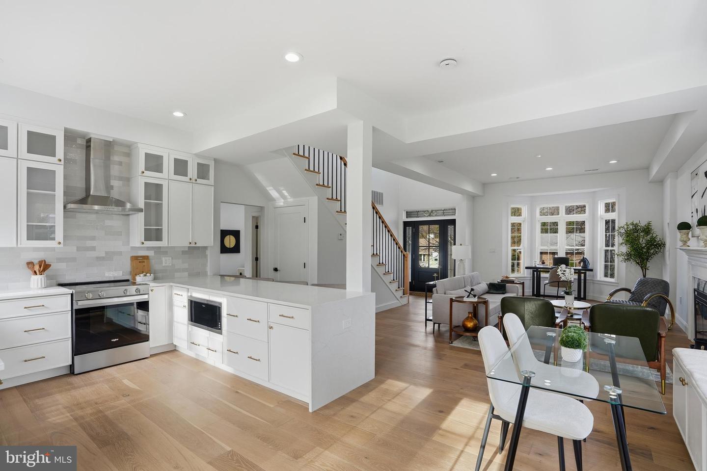 6231 YELLOWSTONE DR, ALEXANDRIA, Virginia 22312, 4 Bedrooms Bedrooms, ,4 BathroomsBathrooms,Residential,For sale,6231 YELLOWSTONE DR,VAFX2276000 MLS # VAFX2276000