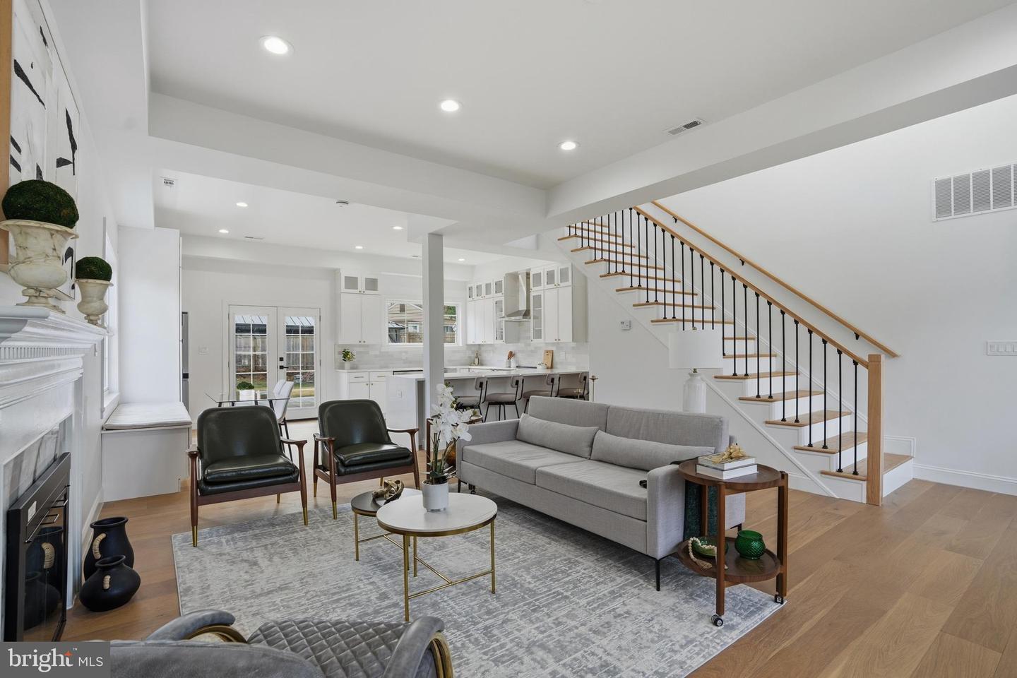 6231 YELLOWSTONE DR, ALEXANDRIA, Virginia 22312, 4 Bedrooms Bedrooms, ,4 BathroomsBathrooms,Residential,For sale,6231 YELLOWSTONE DR,VAFX2276000 MLS # VAFX2276000