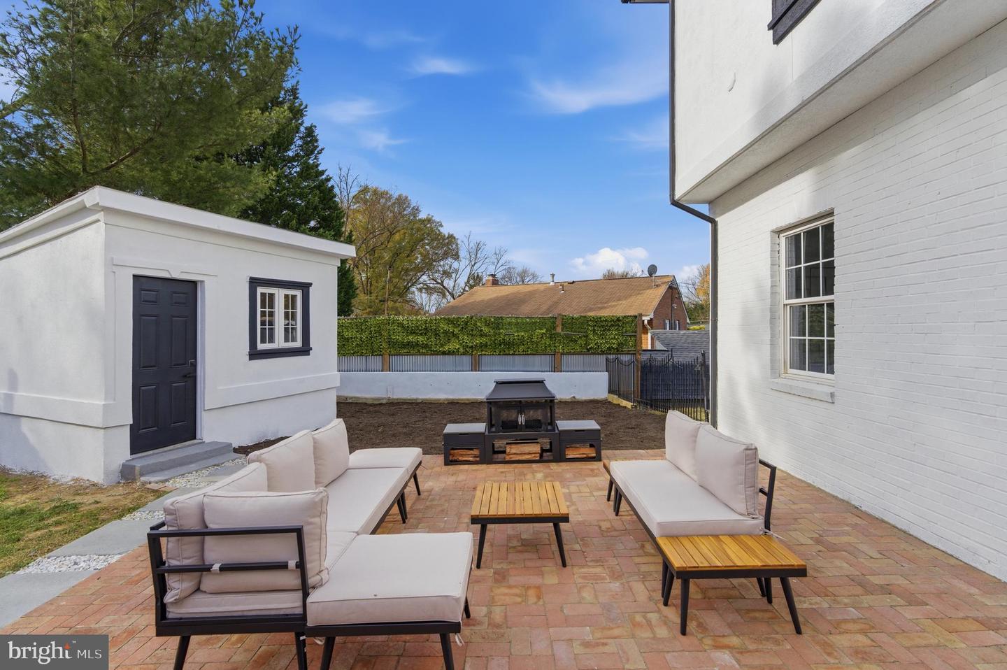 6231 YELLOWSTONE DR, ALEXANDRIA, Virginia 22312, 4 Bedrooms Bedrooms, ,4 BathroomsBathrooms,Residential,For sale,6231 YELLOWSTONE DR,VAFX2276000 MLS # VAFX2276000