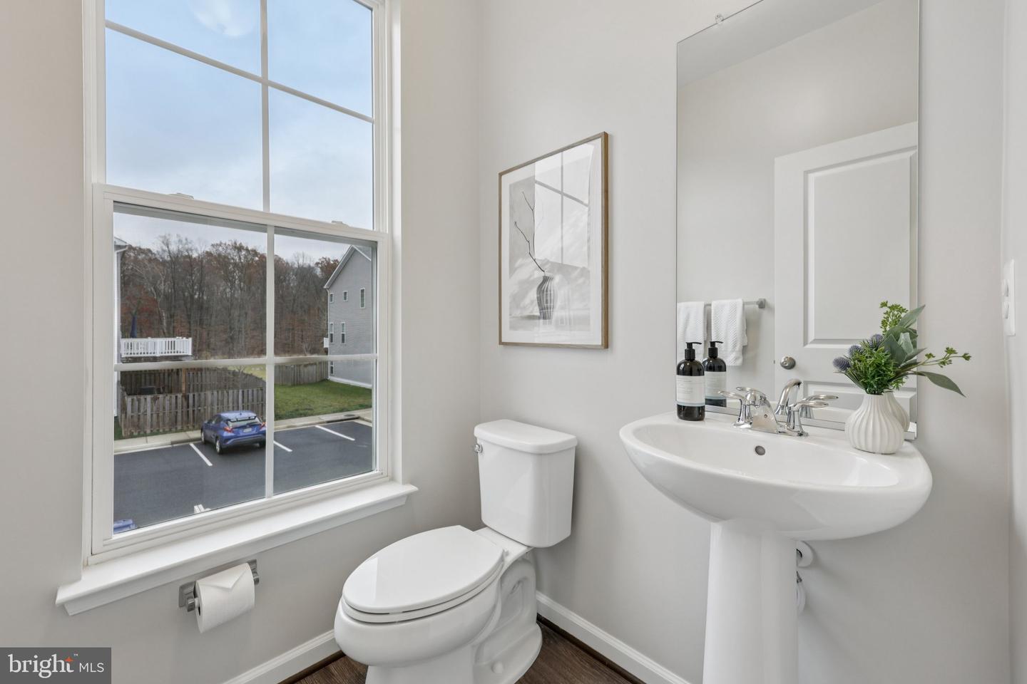 9174 WYCHE KNOLL LN, MANASSAS, Virginia 20110, 3 Bedrooms Bedrooms, ,2 BathroomsBathrooms,Residential,For sale,9174 WYCHE KNOLL LN,VAPW2106652 MLS # VAPW2106652