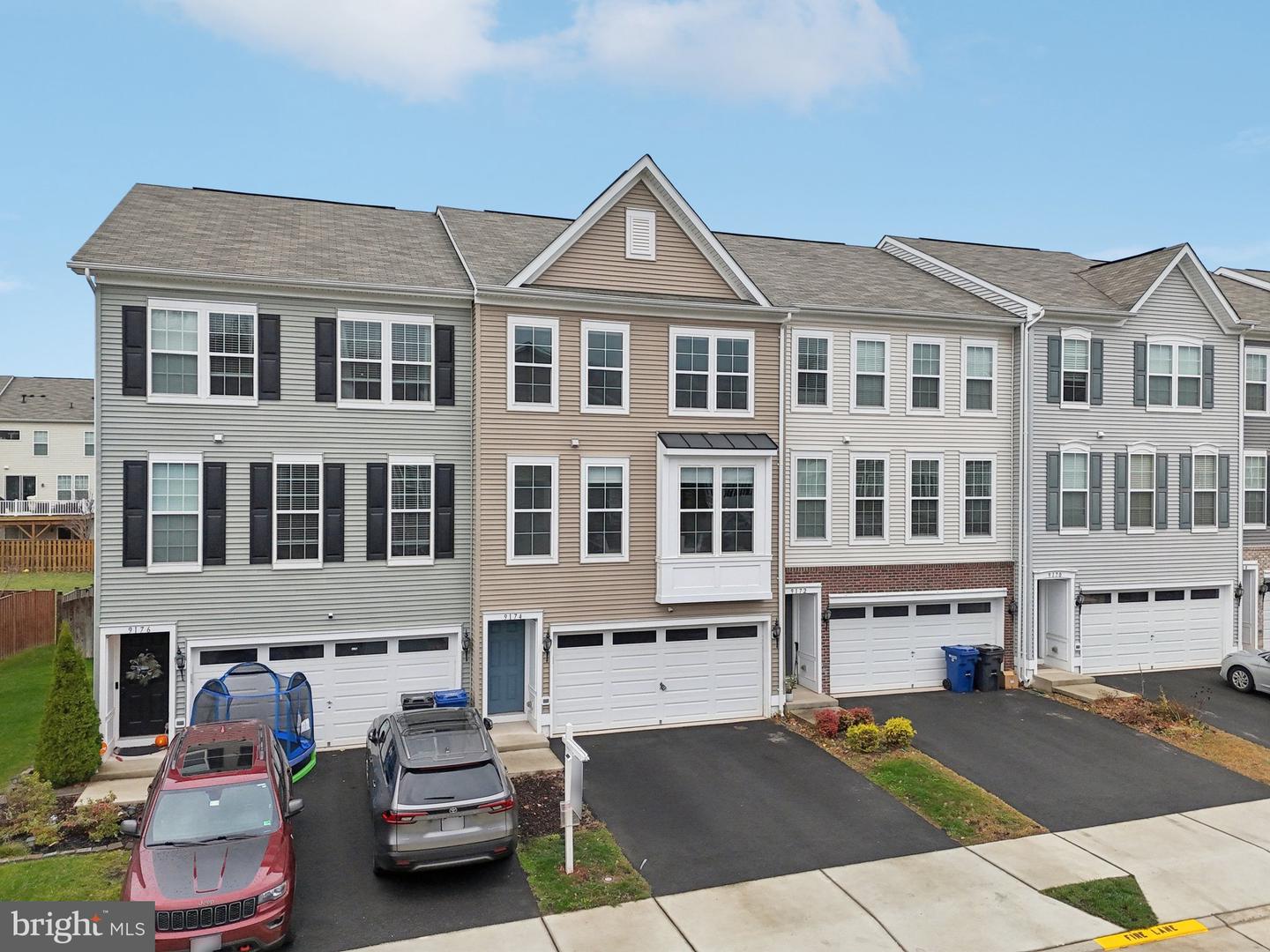 9174 WYCHE KNOLL LN, MANASSAS, Virginia 20110, 3 Bedrooms Bedrooms, ,2 BathroomsBathrooms,Residential,For sale,9174 WYCHE KNOLL LN,VAPW2106652 MLS # VAPW2106652