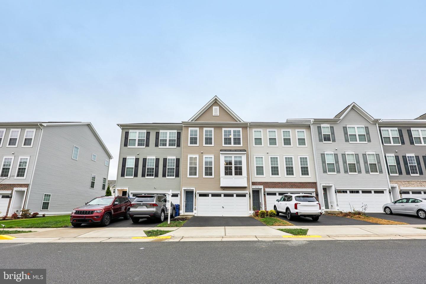 9174 WYCHE KNOLL LN, MANASSAS, Virginia 20110, 3 Bedrooms Bedrooms, ,2 BathroomsBathrooms,Residential,For sale,9174 WYCHE KNOLL LN,VAPW2106652 MLS # VAPW2106652