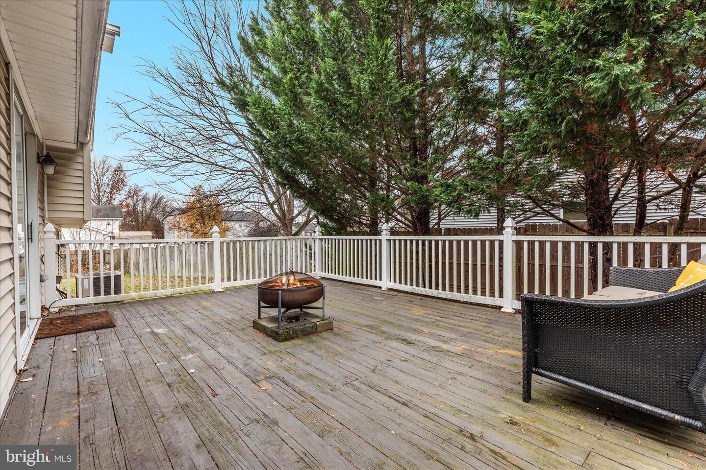 305 BLUEBIRD DRIVE, STEPHENS CITY, Virginia 22655, 3 Bedrooms Bedrooms, 9 Rooms Rooms,2 BathroomsBathrooms,Residential,For sale,305 BLUEBIRD DRIVE,VAFV2037658 MLS # VAFV2037658