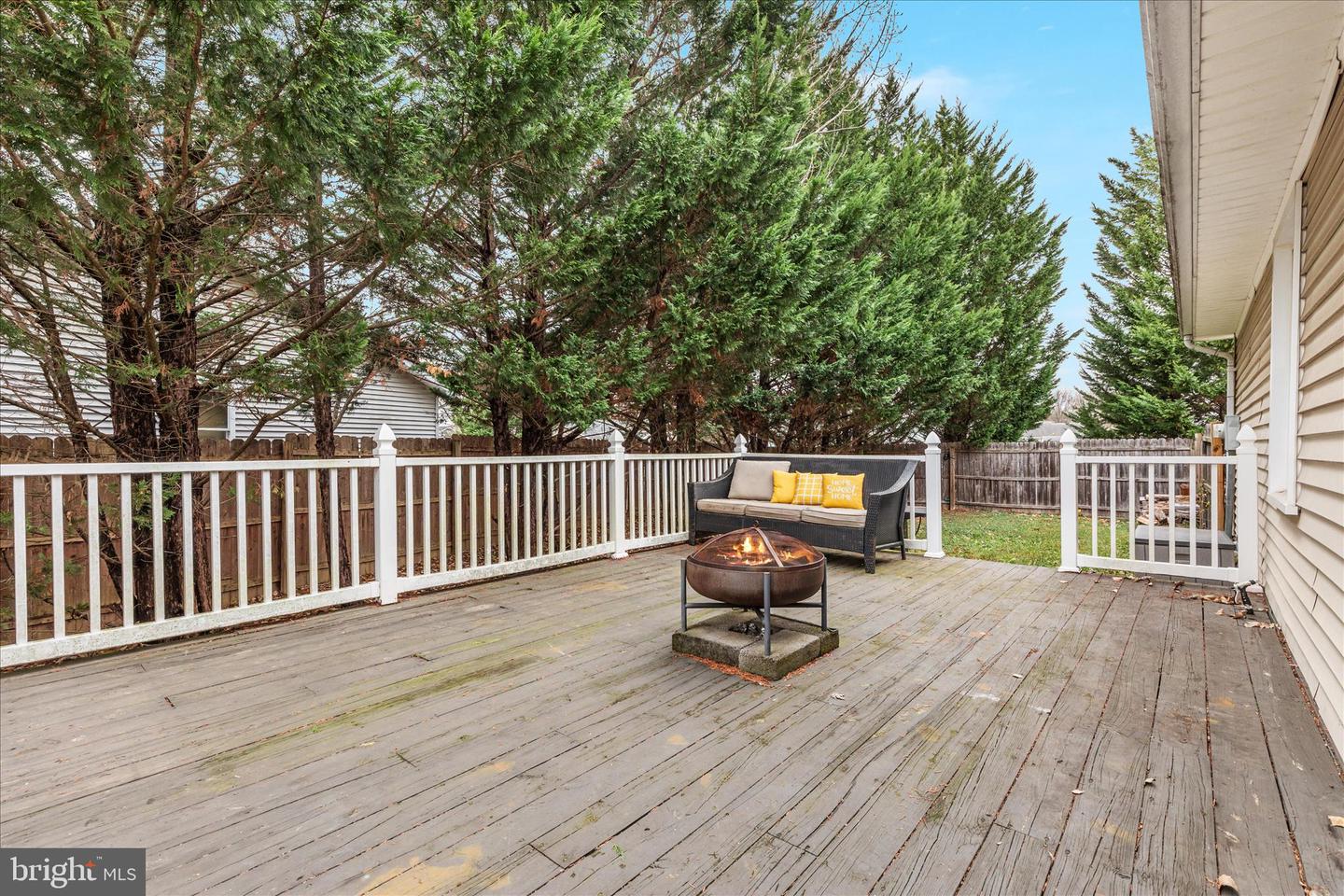 305 BLUEBIRD DRIVE, STEPHENS CITY, Virginia 22655, 3 Bedrooms Bedrooms, 9 Rooms Rooms,2 BathroomsBathrooms,Residential,For sale,305 BLUEBIRD DRIVE,VAFV2037658 MLS # VAFV2037658