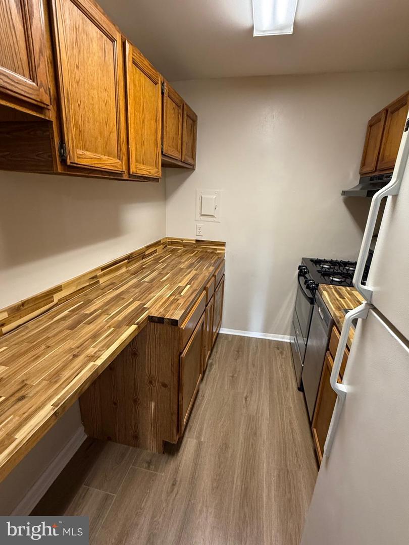 1604 RENATE DR #104, WOODBRIDGE, Virginia 22192, 1 Bedroom Bedrooms, ,1 BathroomBathrooms,Residential,For sale,1604 RENATE DR #104,VAPW2106702 MLS # VAPW2106702