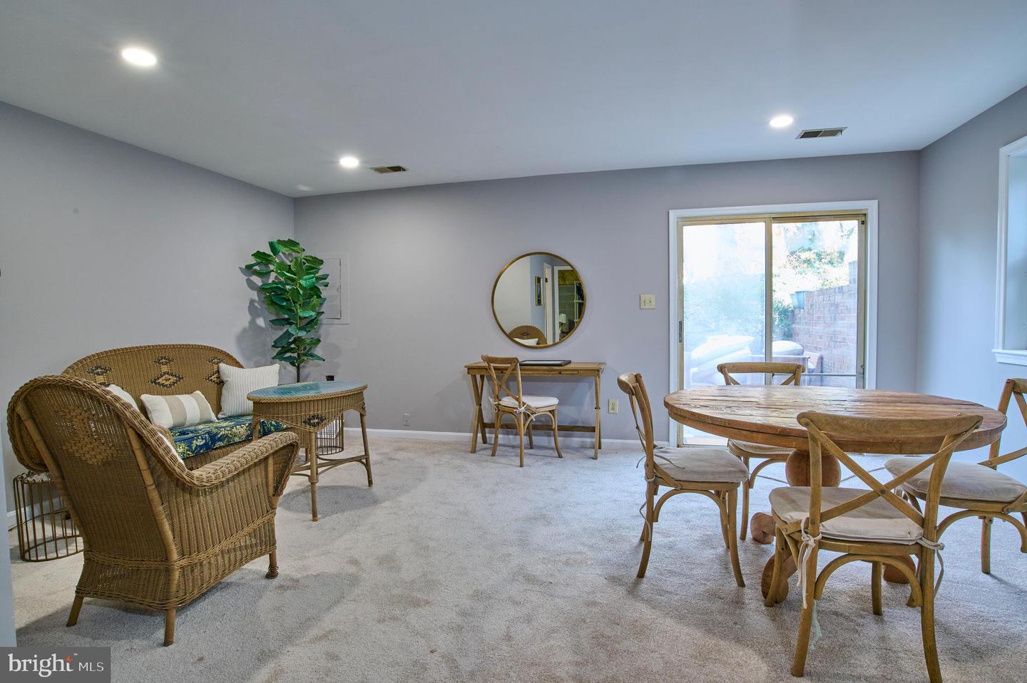 641 N ABINGDON ST, ARLINGTON, Virginia 22203, 3 Bedrooms Bedrooms, ,2 BathroomsBathrooms,Residential,For sale,641 N ABINGDON ST,VAAR2065362 MLS # VAAR2065362 641 N ABINGDON ST, ARLINGTON, Virginia 22203, 3 Bedrooms Bedrooms, ,2 BathroomsBathrooms,Residential,For sale,641 N ABINGDON ST,VAAR2065362 MLS # VAAR2065362