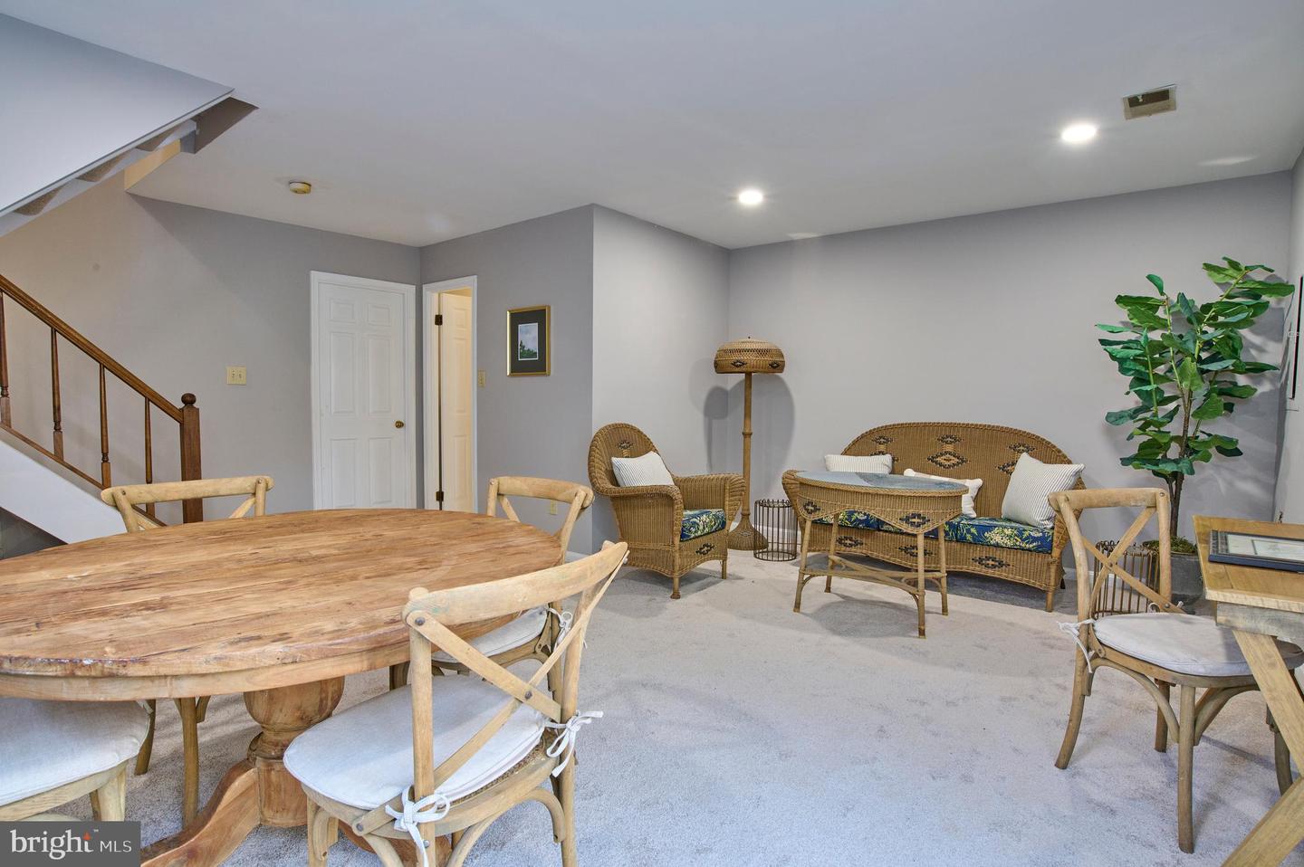 641 N ABINGDON ST, ARLINGTON, Virginia 22203, 3 Bedrooms Bedrooms, ,2 BathroomsBathrooms,Residential,For sale,641 N ABINGDON ST,VAAR2065362 MLS # VAAR2065362 641 N ABINGDON ST, ARLINGTON, Virginia 22203, 3 Bedrooms Bedrooms, ,2 BathroomsBathrooms,Residential,For sale,641 N ABINGDON ST,VAAR2065362 MLS # VAAR2065362