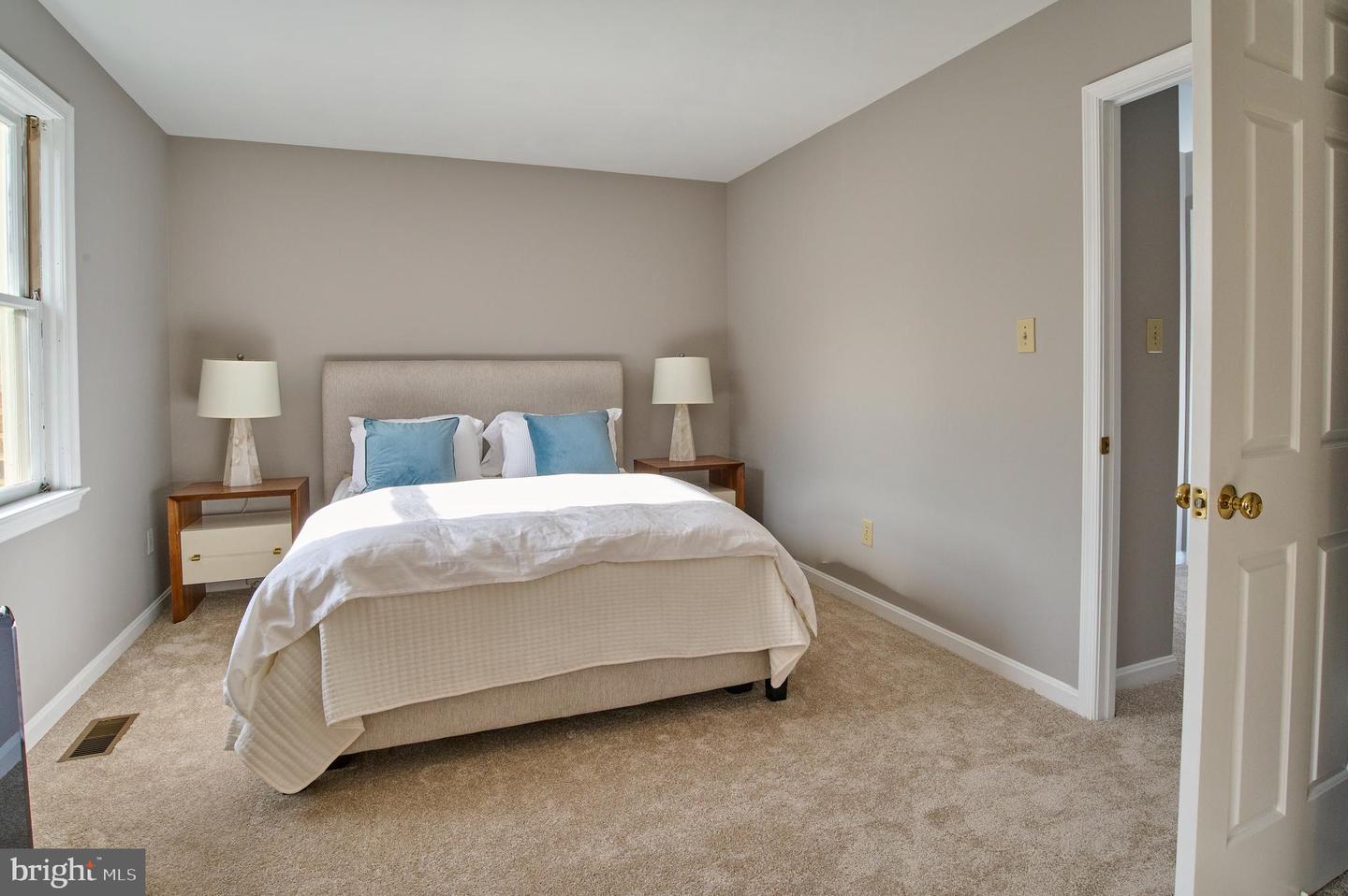 641 N ABINGDON ST, ARLINGTON, Virginia 22203, 3 Bedrooms Bedrooms, ,2 BathroomsBathrooms,Residential,For sale,641 N ABINGDON ST,VAAR2065362 MLS # VAAR2065362 641 N ABINGDON ST, ARLINGTON, Virginia 22203, 3 Bedrooms Bedrooms, ,2 BathroomsBathrooms,Residential,For sale,641 N ABINGDON ST,VAAR2065362 MLS # VAAR2065362