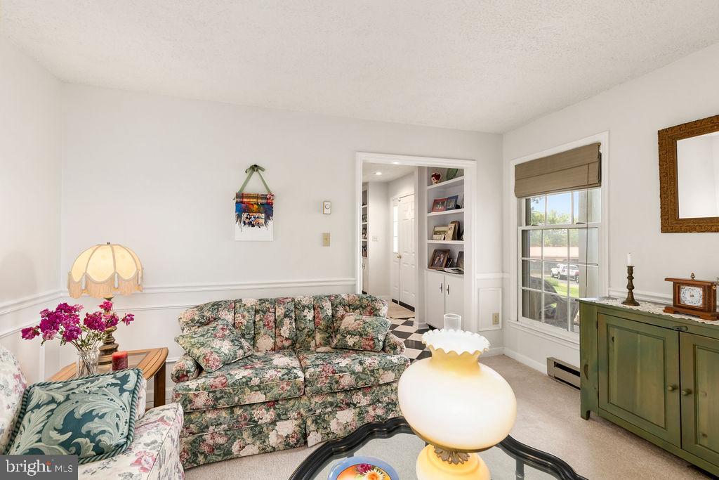 1115 CHAPEL RD, MIDDLETOWN, Virginia 22645, 3 Bedrooms Bedrooms, ,2 BathroomsBathrooms,Farm,For sale,1115 CHAPEL RD,VAFV2038158 MLS # VAFV2038158