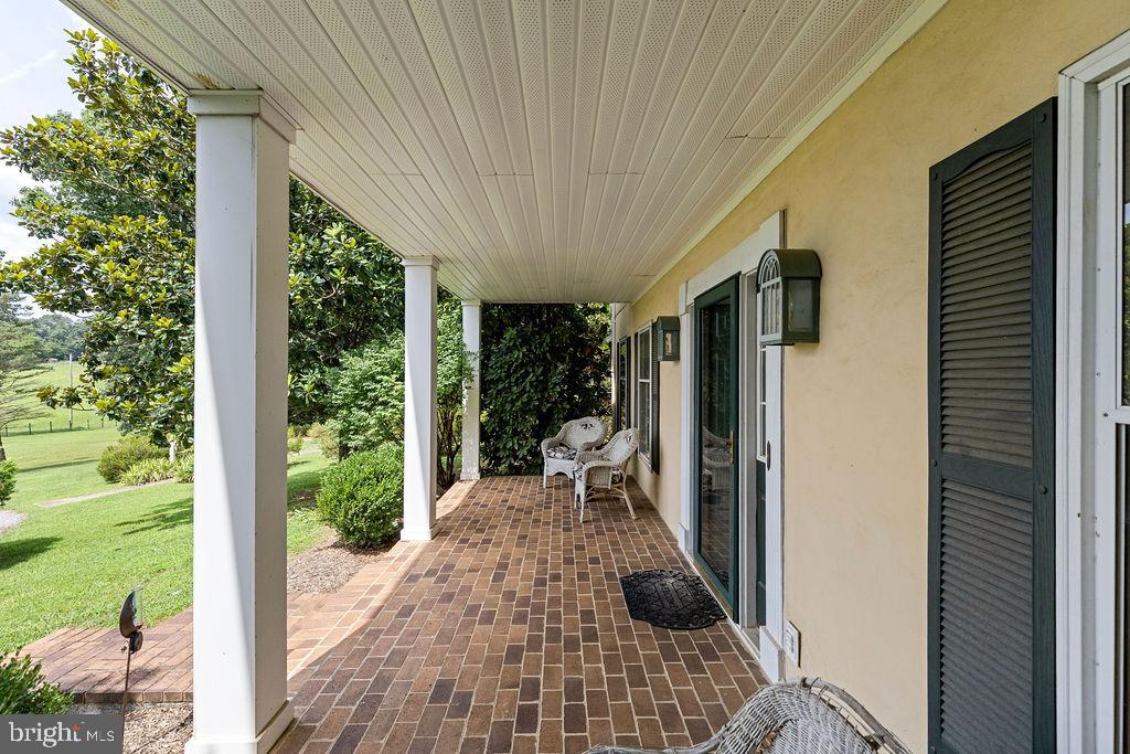 1115 CHAPEL RD, MIDDLETOWN, Virginia 22645, 3 Bedrooms Bedrooms, ,2 BathroomsBathrooms,Farm,For sale,1115 CHAPEL RD,VAFV2038158 MLS # VAFV2038158