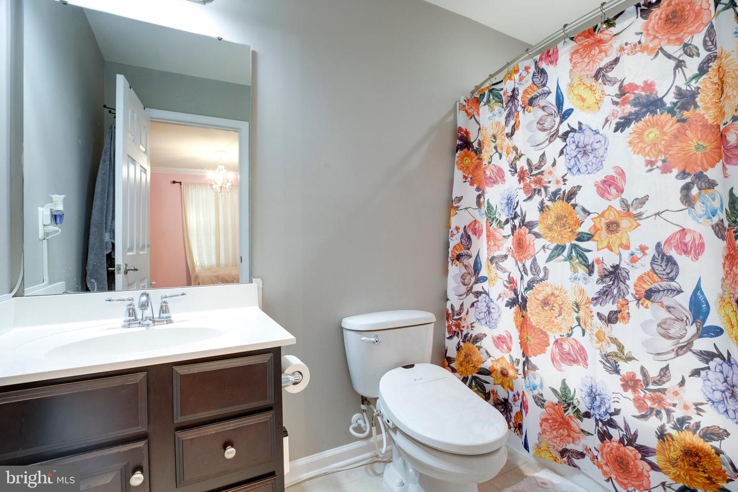 43023 SPYDER PL, CHANTILLY, Virginia 20152, 4 Bedrooms Bedrooms, ,4 BathroomsBathrooms,Residential,For sale,43023 SPYDER PL,VALO2111220 MLS # VALO2111220