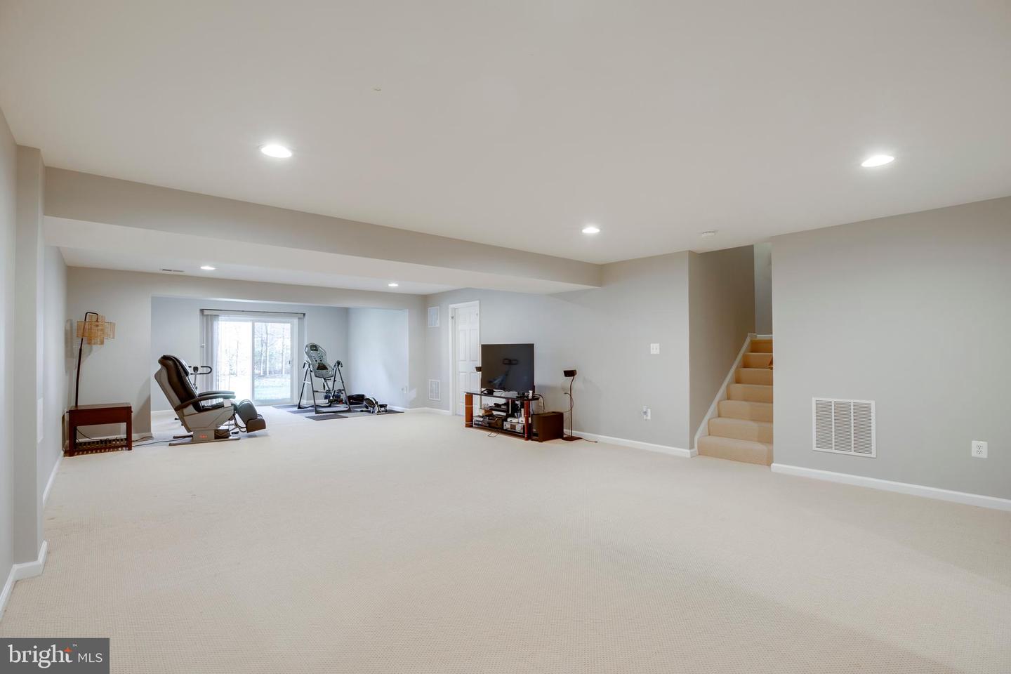 43023 SPYDER PL, CHANTILLY, Virginia 20152, 4 Bedrooms Bedrooms, ,4 BathroomsBathrooms,Residential,For sale,43023 SPYDER PL,VALO2111220 MLS # VALO2111220