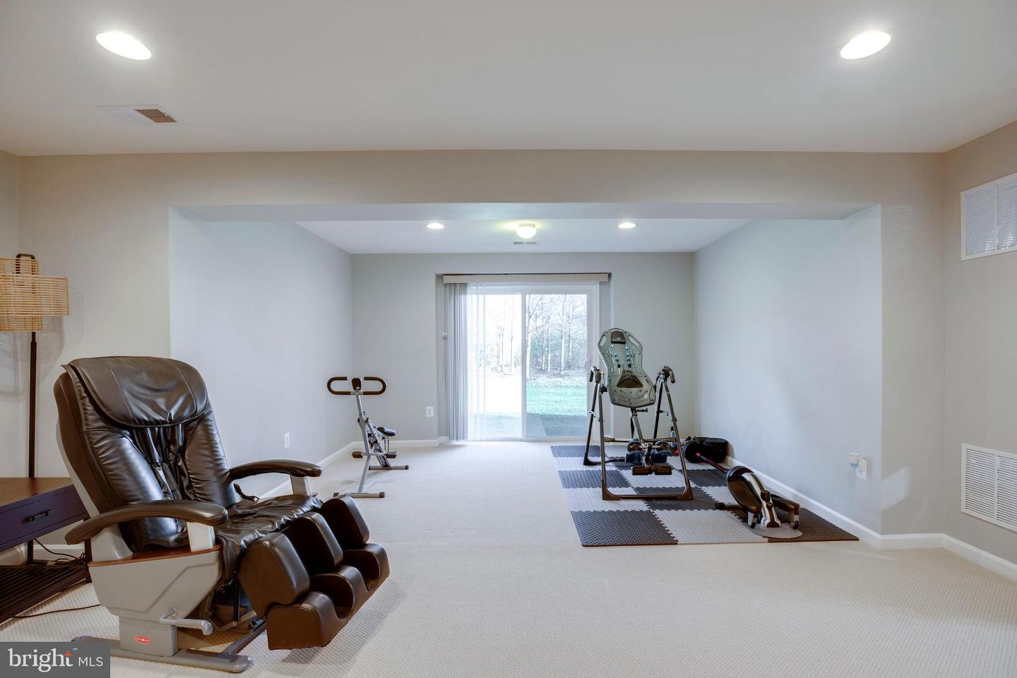 43023 SPYDER PL, CHANTILLY, Virginia 20152, 4 Bedrooms Bedrooms, ,4 BathroomsBathrooms,Residential,For sale,43023 SPYDER PL,VALO2111220 MLS # VALO2111220