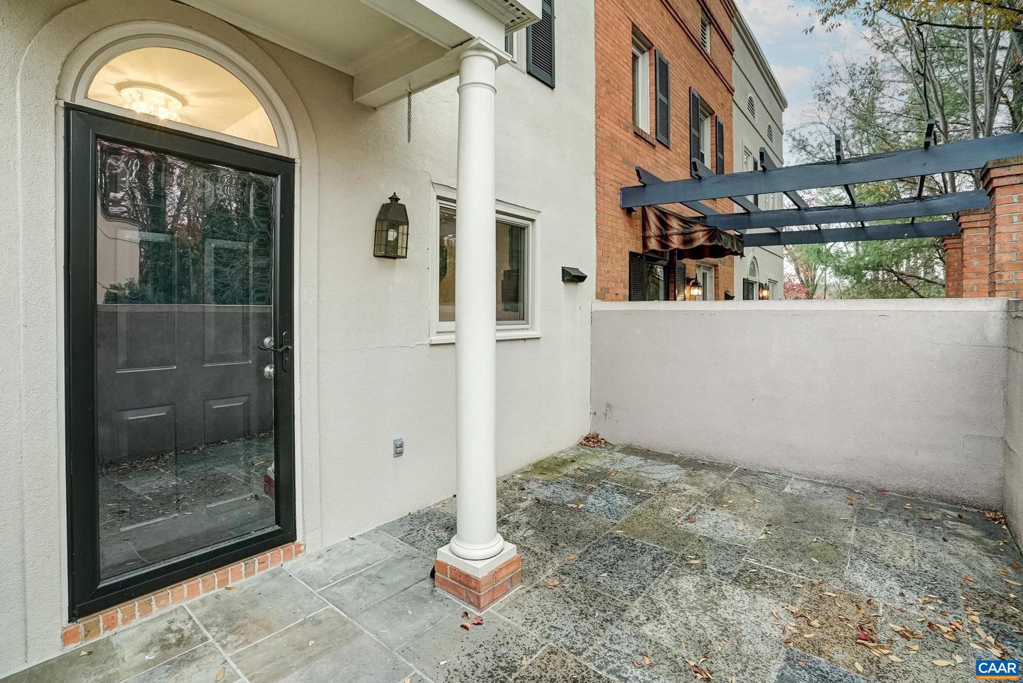 1594 GARDEN CT, CHARLOTTESVILLE, Virginia 22901, 2 Bedrooms Bedrooms, ,2 BathroomsBathrooms,Residential,For sale,1594 GARDEN CT,671250 MLS # 671250 1594 GARDEN CT, CHARLOTTESVILLE, Virginia 22901, 2 Bedrooms Bedrooms, ,2 BathroomsBathrooms,Residential,For sale,1594 GARDEN CT,671250 MLS # 671250