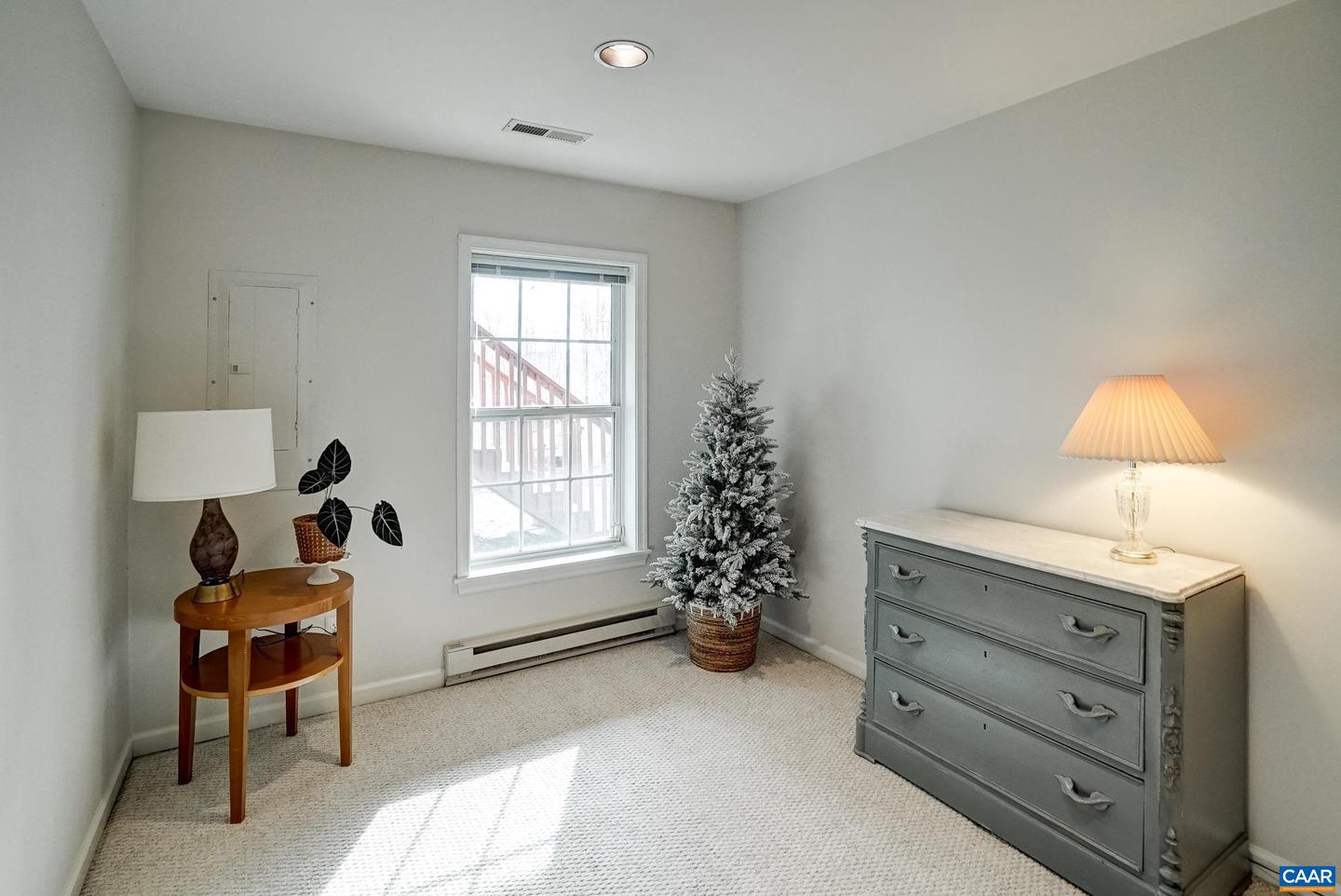 1461 GLENSIDE GREEN, CHARLOTTESVILLE, Virginia 22901, 4 Bedrooms Bedrooms, ,3 BathroomsBathrooms,Residential,For sale,1461 GLENSIDE GREEN,671251 MLS # 671251 1461 GLENSIDE GREEN, CHARLOTTESVILLE, Virginia 22901, 4 Bedrooms Bedrooms, ,3 BathroomsBathrooms,Residential,For sale,1461 GLENSIDE GREEN,671251 MLS # 671251