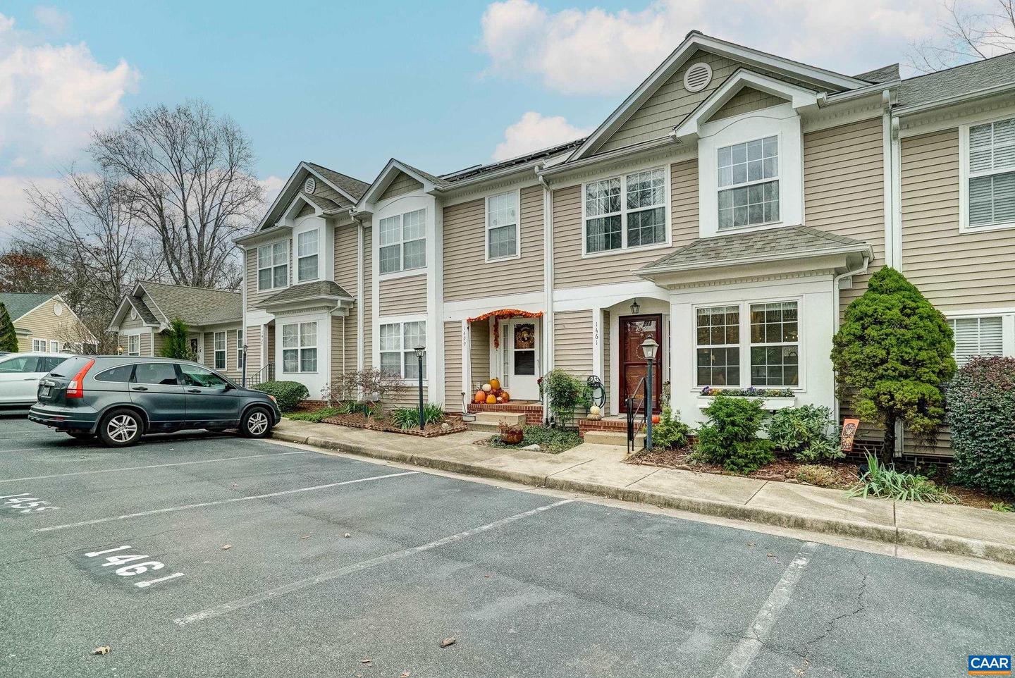 1461 GLENSIDE GREEN, CHARLOTTESVILLE, Virginia 22901, 4 Bedrooms Bedrooms, ,3 BathroomsBathrooms,Residential,For sale,1461 GLENSIDE GREEN,671251 MLS # 671251 1461 GLENSIDE GREEN, CHARLOTTESVILLE, Virginia 22901, 4 Bedrooms Bedrooms, ,3 BathroomsBathrooms,Residential,For sale,1461 GLENSIDE GREEN,671251 MLS # 671251