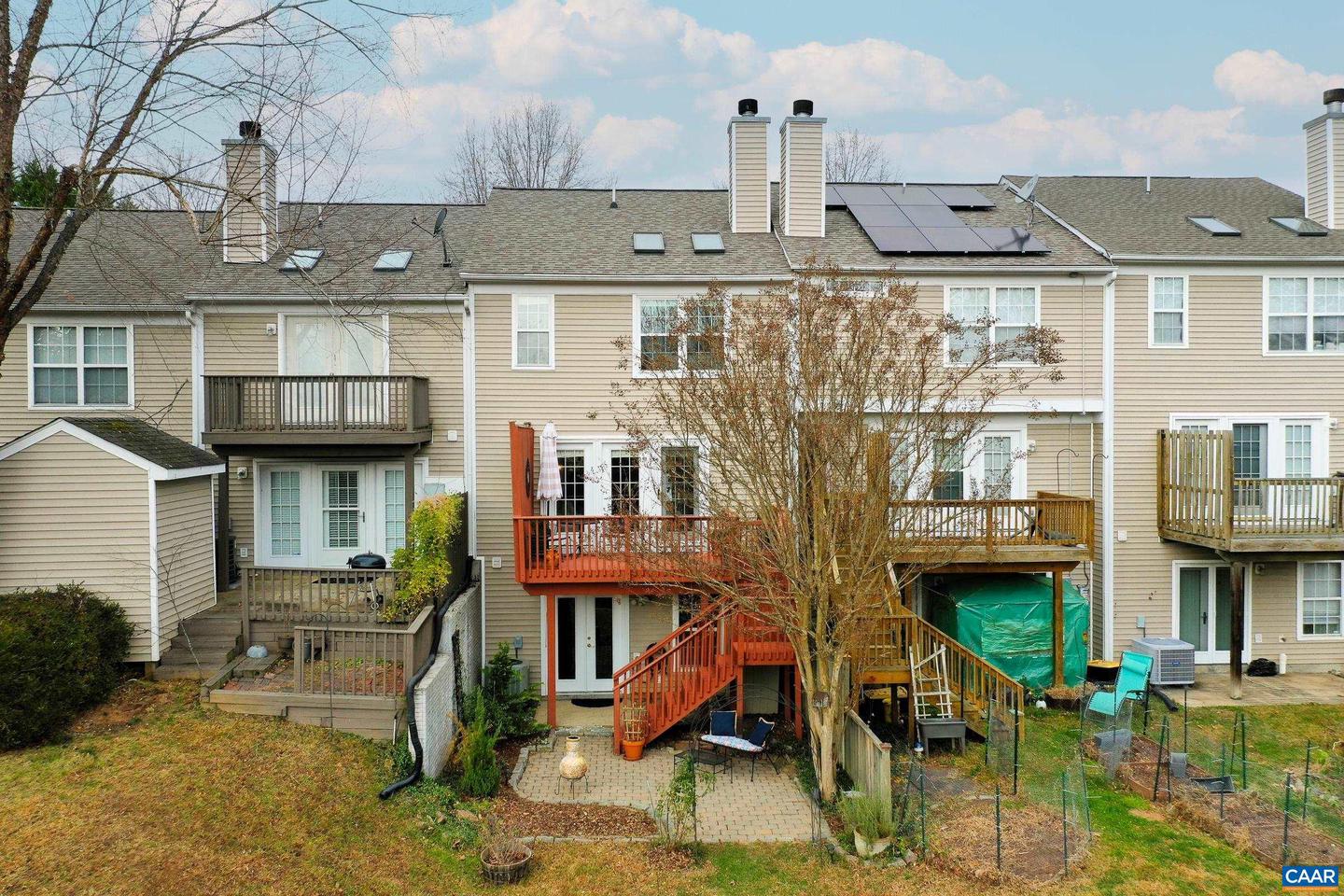 1461 GLENSIDE GREEN, CHARLOTTESVILLE, Virginia 22901, 4 Bedrooms Bedrooms, ,3 BathroomsBathrooms,Residential,For sale,1461 GLENSIDE GREEN,671251 MLS # 671251 1461 GLENSIDE GREEN, CHARLOTTESVILLE, Virginia 22901, 4 Bedrooms Bedrooms, ,3 BathroomsBathrooms,Residential,For sale,1461 GLENSIDE GREEN,671251 MLS # 671251