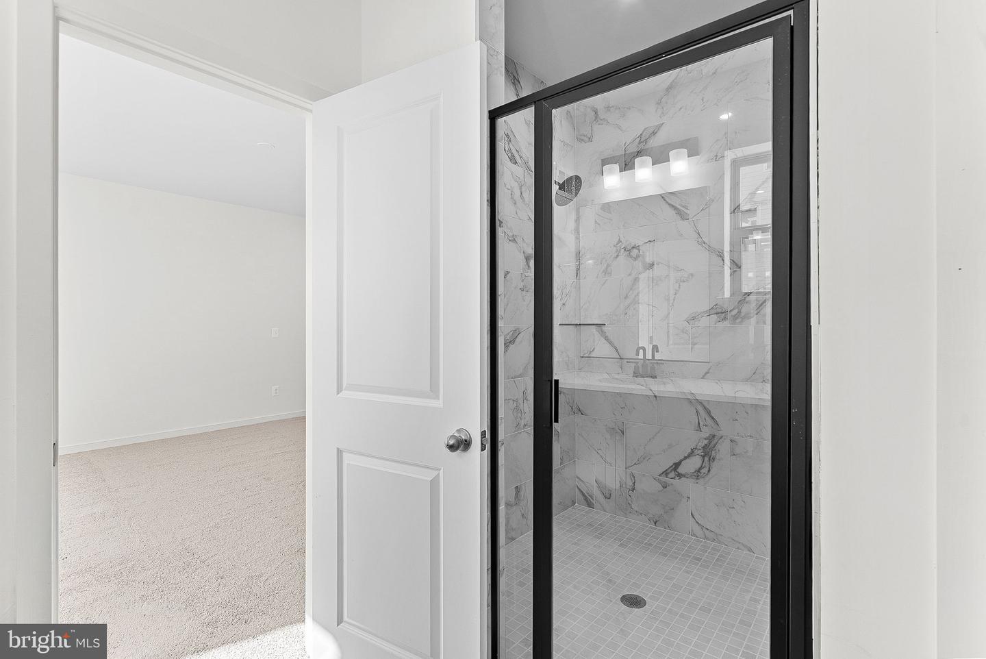 19752 MISTY MOSS SQ #1, ASHBURN, Virginia 20147, 3 Bedrooms Bedrooms, ,2 BathroomsBathrooms,Residential,For sale,19752 MISTY MOSS SQ #1,VALO2111368 MLS # VALO2111368