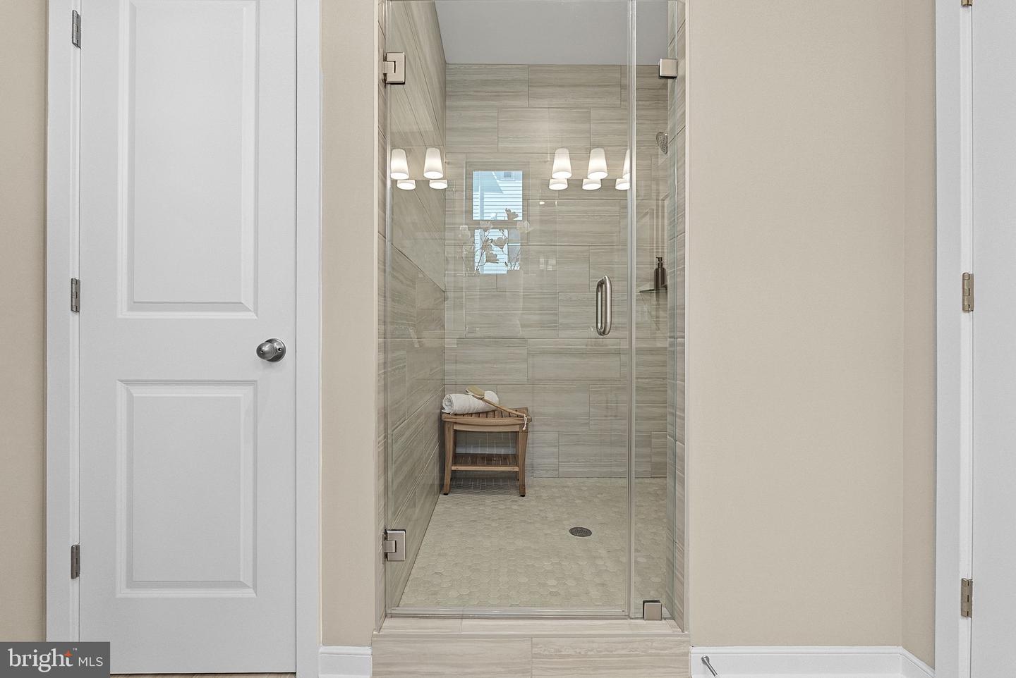 6 SEPIA SQ #MO, ASHBURN, Virginia 20147, 3 Bedrooms Bedrooms, ,2 BathroomsBathrooms,Residential,For sale,6 SEPIA SQ #MO,VALO2111370 MLS # VALO2111370