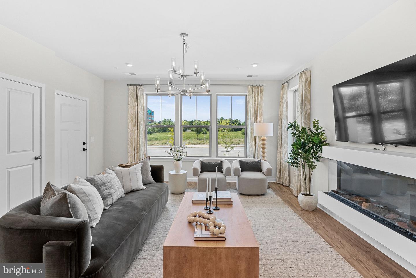 6 SEPIA SQ #MO, ASHBURN, Virginia 20147, 3 Bedrooms Bedrooms, ,2 BathroomsBathrooms,Residential,For sale,6 SEPIA SQ #MO,VALO2111370 MLS # VALO2111370