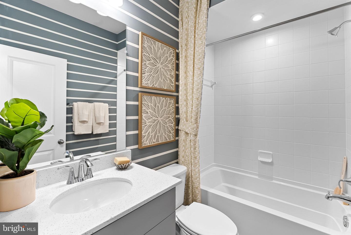 12346 MYSTIC MAROON TER, ASHBURN, Virginia 20147, 3 Bedrooms Bedrooms, ,2 BathroomsBathrooms,Residential,For sale,12346 MYSTIC MAROON TER,VALO2111372 MLS # VALO2111372