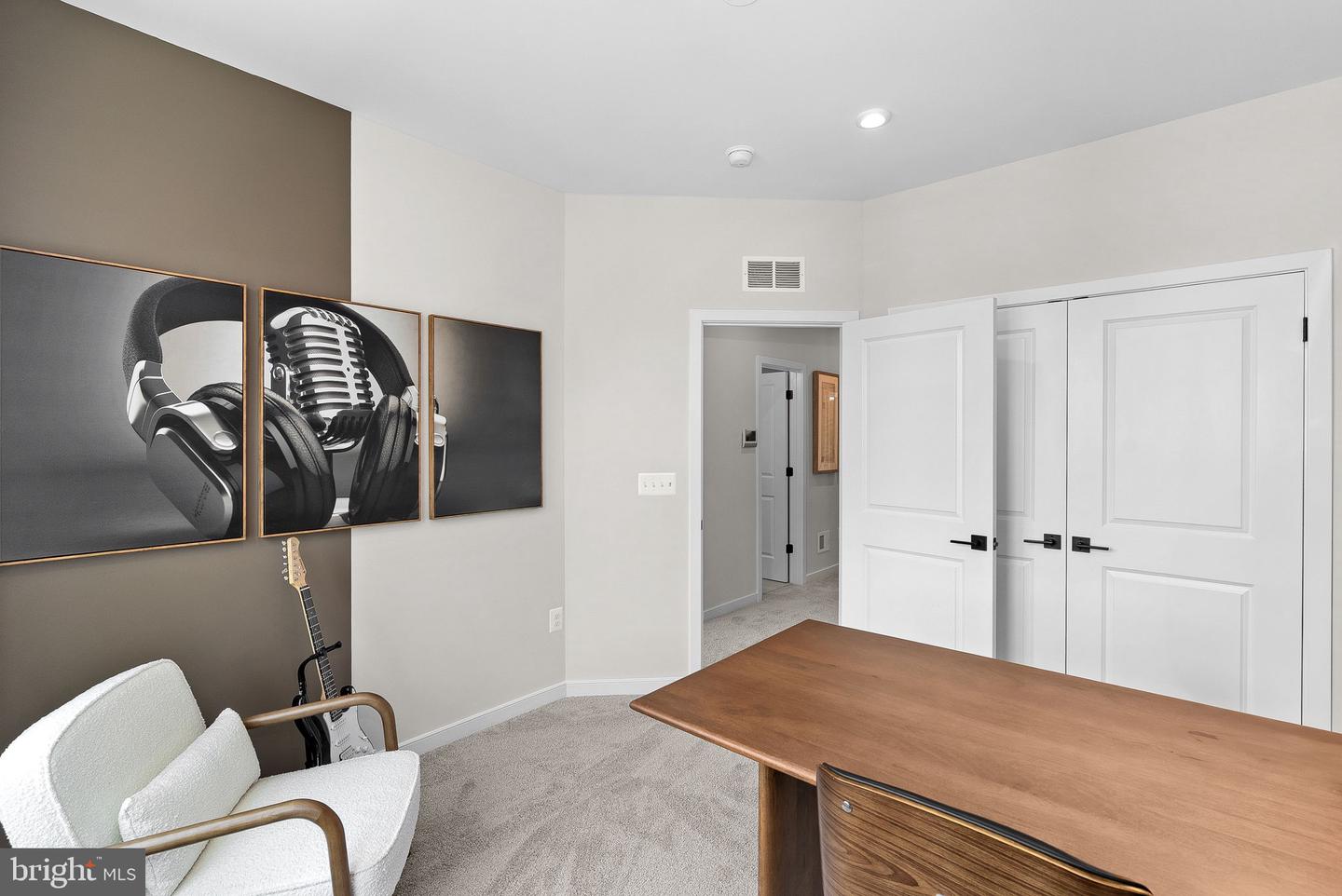 54320 MYSTIC MAROON TER, ASHBURN, Virginia 20147, 3 Bedrooms Bedrooms, ,2 BathroomsBathrooms,Residential,For sale,54320 MYSTIC MAROON TER,VALO2111376 MLS # VALO2111376