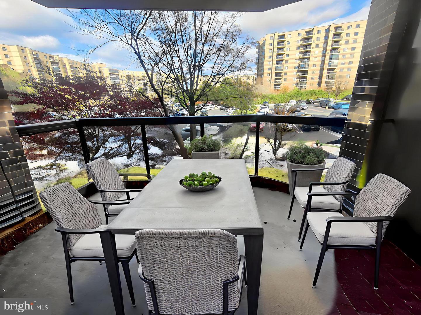 8360 GREENSBORO DR #207, MCLEAN, Virginia 22102, 2 Bedrooms Bedrooms, ,2 BathroomsBathrooms,Residential,For sale,8360 GREENSBORO DR #207,VAFX2279758 MLS # VAFX2279758