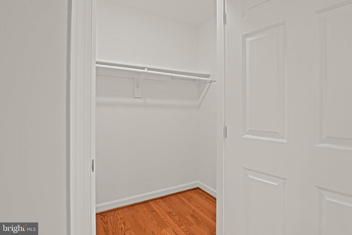 9927 MILES STONE CT, VIENNA, Virginia 22181, 5 Bedrooms Bedrooms, ,3 BathroomsBathrooms,Residential,For sale,9927 MILES STONE CT,VAFX2279770 MLS # VAFX2279770