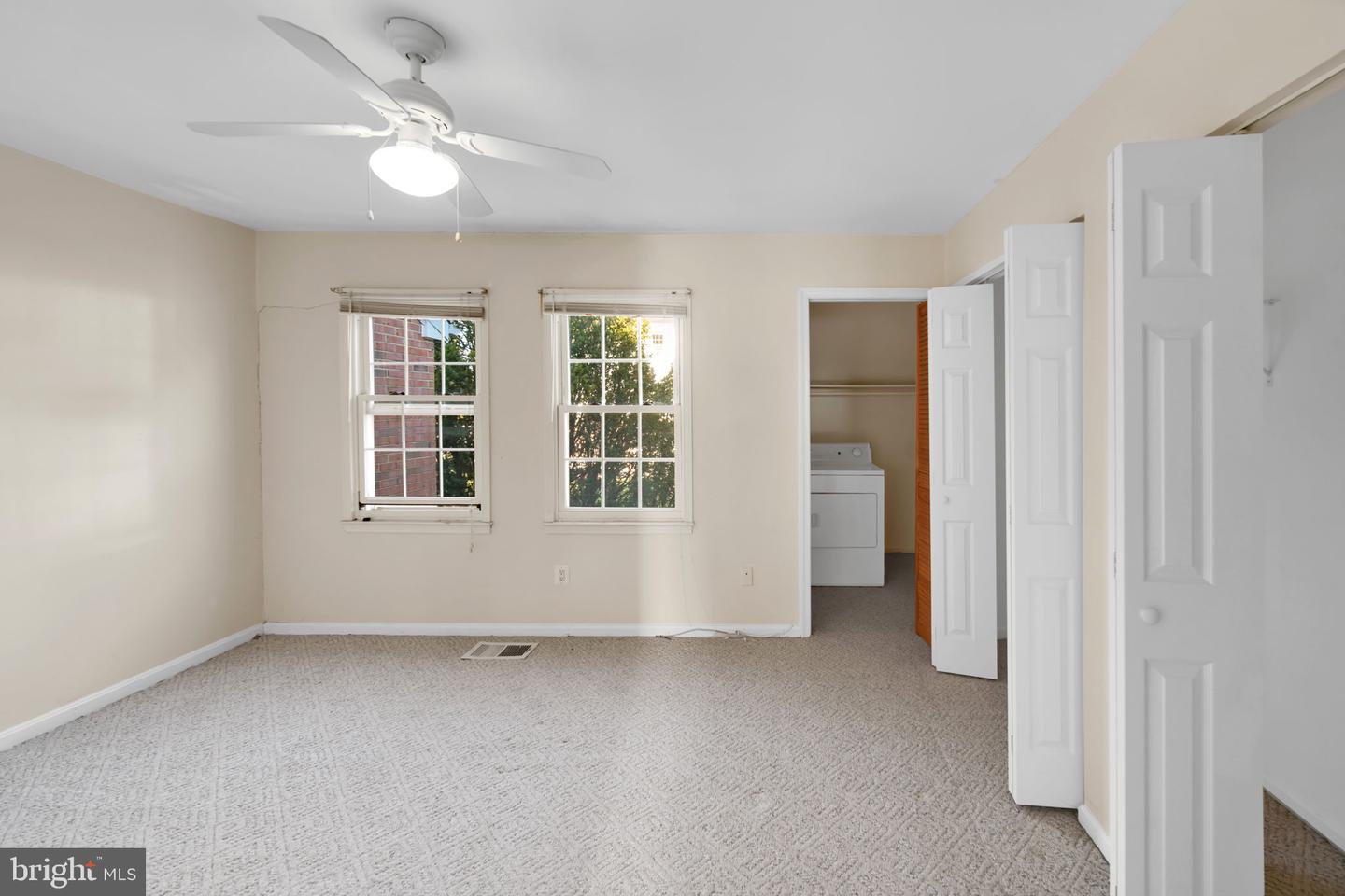 14494 COOL OAK LN, CENTREVILLE, Virginia 20121, 2 Bedrooms Bedrooms, ,1 BathroomBathrooms,Residential,For sale,14494 COOL OAK LN,VAFX2279772 MLS # VAFX2279772