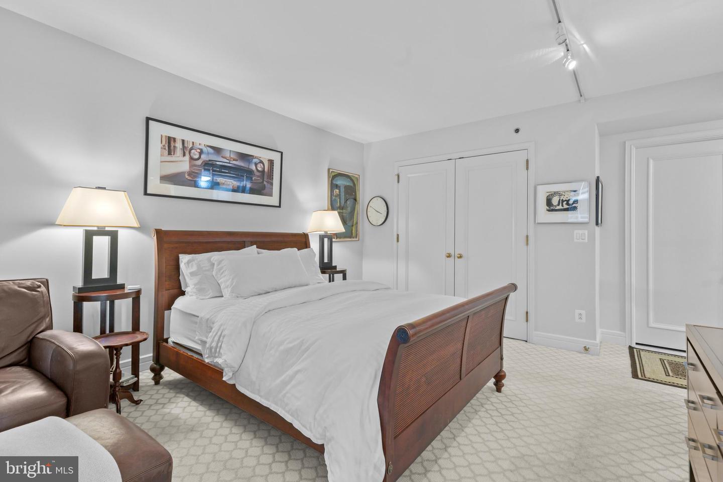 1111 23RD ST NW #4G, WASHINGTON, District Of Columbia 20037, 2 Bedrooms Bedrooms, ,2 BathroomsBathrooms,Residential,For sale,1111 23RD ST NW #4G,DCDC2232414 MLS # DCDC2232414