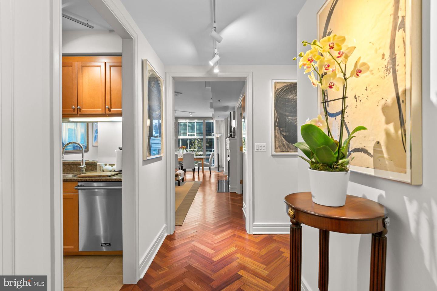 1111 23RD ST NW #4G, WASHINGTON, District Of Columbia 20037, 2 Bedrooms Bedrooms, ,2 BathroomsBathrooms,Residential,For sale,1111 23RD ST NW #4G,DCDC2232414 MLS # DCDC2232414