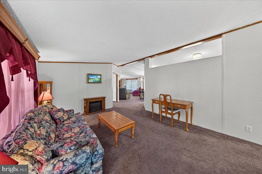 220 CHALKLEVEL RD, LOUISA, Virginia 23093, 3 Bedrooms Bedrooms, ,2 BathroomsBathrooms,Residential,220 CHALKLEVEL RD,VALA2008900 MLS # VALA2008900