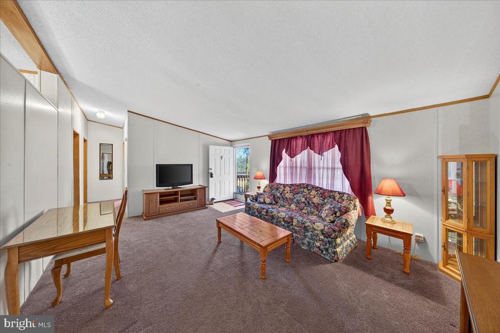 220 CHALKLEVEL RD, LOUISA, Virginia 23093, 3 Bedrooms Bedrooms, ,2 BathroomsBathrooms,Residential,220 CHALKLEVEL RD,VALA2008900 MLS # VALA2008900