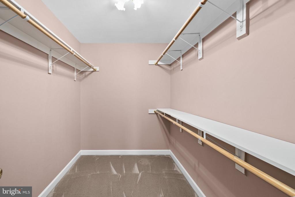 7909 WESTBURY MANOR DR, FREDERICKSBURG, Virginia 22407, 4 Bedrooms Bedrooms, ,3 BathroomsBathrooms,Residential,7909 WESTBURY MANOR DR,VASP2037658 MLS # VASP2037658