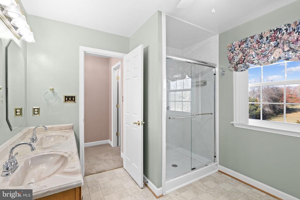 7909 WESTBURY MANOR DR, FREDERICKSBURG, Virginia 22407, 4 Bedrooms Bedrooms, ,3 BathroomsBathrooms,Residential,7909 WESTBURY MANOR DR,VASP2037658 MLS # VASP2037658