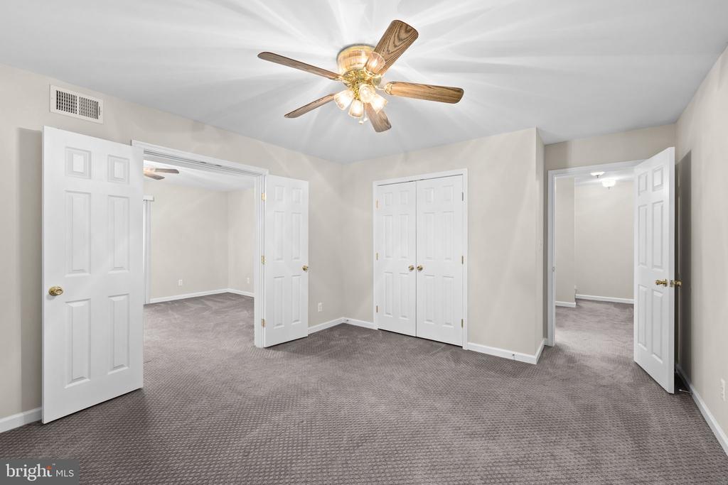 7909 WESTBURY MANOR DR, FREDERICKSBURG, Virginia 22407, 4 Bedrooms Bedrooms, ,3 BathroomsBathrooms,Residential,7909 WESTBURY MANOR DR,VASP2037658 MLS # VASP2037658