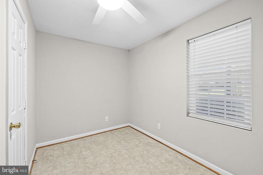 7909 WESTBURY MANOR DR, FREDERICKSBURG, Virginia 22407, 4 Bedrooms Bedrooms, ,3 BathroomsBathrooms,Residential,7909 WESTBURY MANOR DR,VASP2037658 MLS # VASP2037658